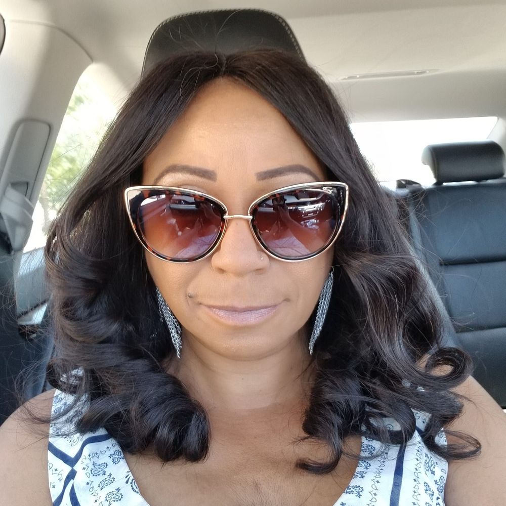 Meet your Posher, Glynnis